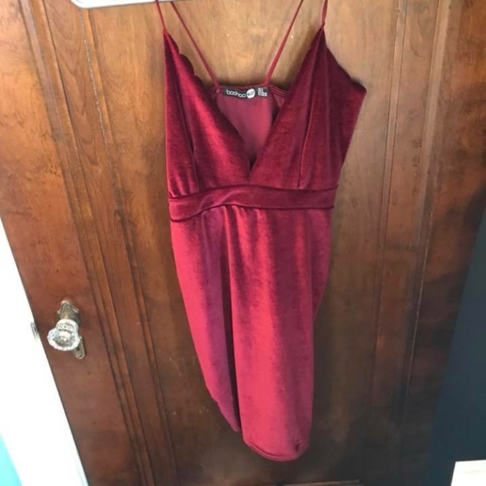Worn once velvet dress size 4